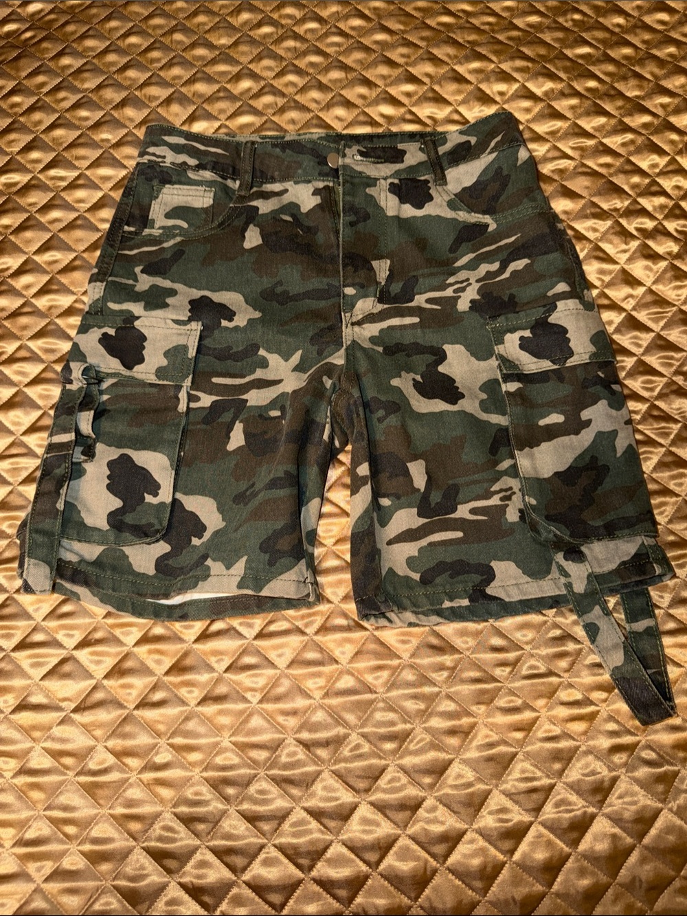 SHEIN Green Camo Cargo Shorts